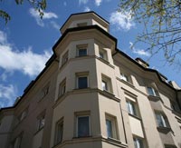 Увеличить фотографию 5-ти этажного, 20-ти квартирного жилого дома, с мансардами, со встроенными административными помещениями в цокольном этаже по ул. Леонова, 66А в г.Калининграде